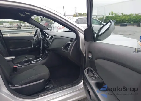 2012 Chrysler 200 Lx из США, поврежденный, VIN 1C3CCBAB3CN139180